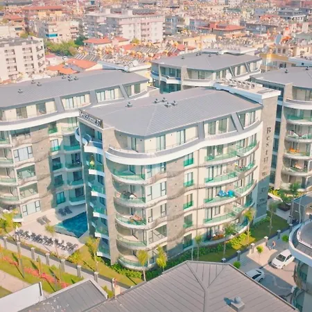 Sea View In The Center Of * אלאניה