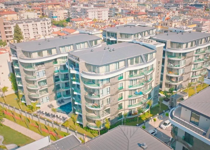 Sea View In The Center Of * אלאניה